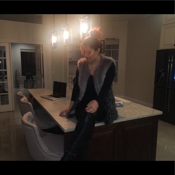 Meet your Posher, Valentina - Picture 1 of 1